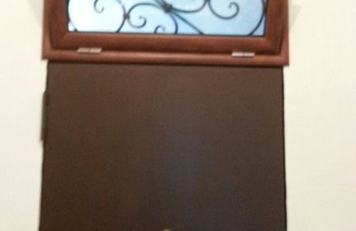 Bucharest City-Centre House | B&B Guest house Bucharest ~ Room 1
