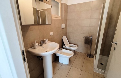 Vimercate Apartment | B & B Holiday/Short Term Lombarda within easy reach of Monza and Milan Lakes