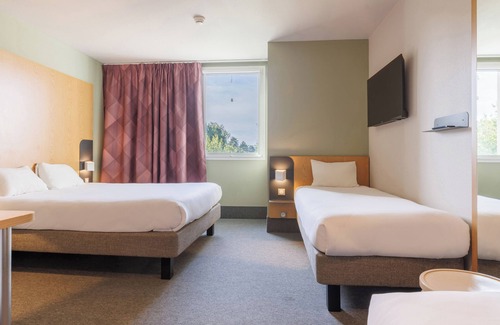 Riom Hotel | B&B HOTEL Clermont-Ferand Nord Riom