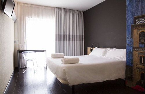 Pulianas Hotel | B&B Hotel Granada