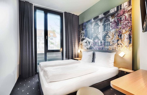 Moosach Hotel | B&B Hotel München-Moosach