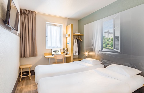 Tours Hotel | B&B HOTEL Tours Nord 2 La petit Arche