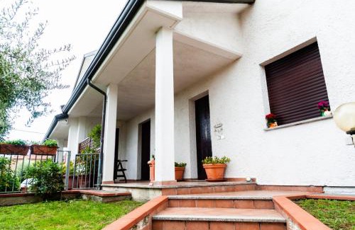 Luni Bed & Breakfast | B&B Il Girasole