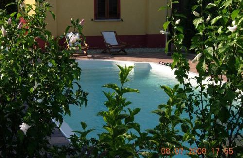 Castello d'Agogna Bed & Breakfast | B&B Il Pioppo E La Fonte