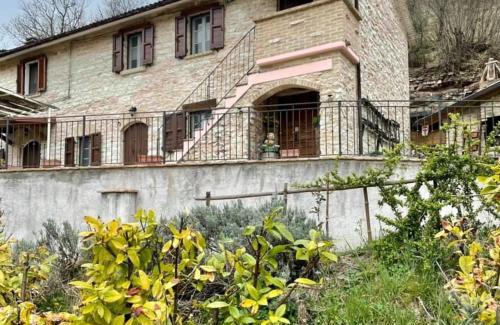 Serra Sant'Abbondio House | B&B Il Poggetto