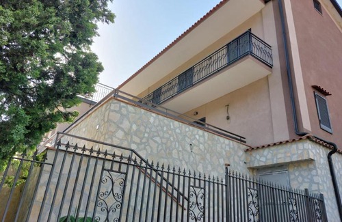 Nocera Inferiore Bed & Breakfast | B&B L'agrumeto