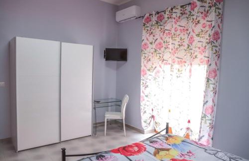 Amorosi Bed & Breakfast | B&B LA CASA DEI FIORI