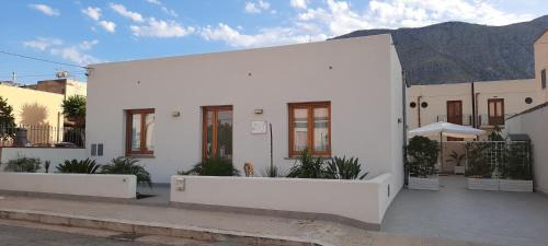 Castelluzzo Bed & Breakfast | B&B La mia Isola