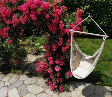 Arolo Bed & Breakfast | B&B La Rosa del Lago