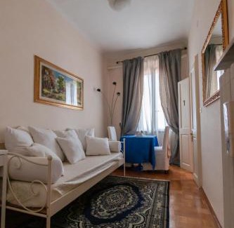 Ferrara Historic Centre House | B&B Le Campane