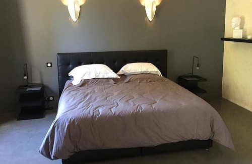 Faucon Bed & Breakfast | B&B Le Mas de Colongene