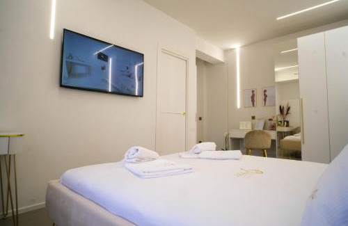 Potenza House | B&B Moon Greeting - design dream's