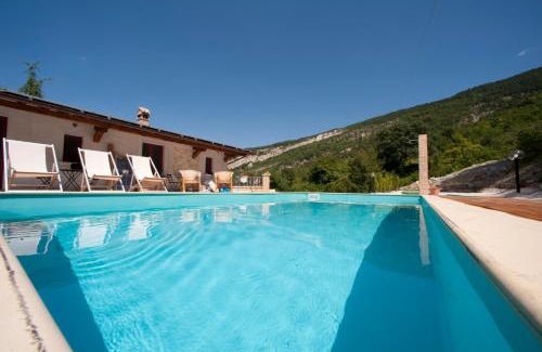 Ascoli Piceno Bed & Breakfast | B&B Mosca Bianca
