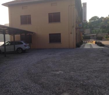 Gozzano Bed & Breakfast | B&B Notte sul Lago