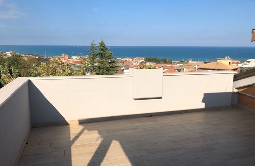 Porto Sant'Elpidio House | B&B Orizzonti - 120 sqm apartment a few meters from the sea