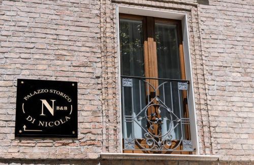 Pineta Bed & Breakfast | B&B Palazzo Storico Di Nicola
