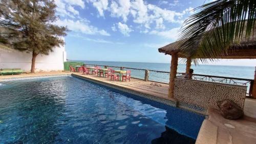 Popenguine Hotel | B&B Pieds dans l'eau