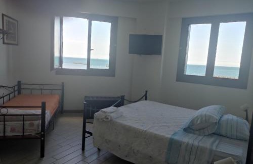 Torrette Bed & Breakfast | B&B Pontemare