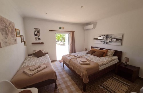 Messines de Baixo Bed & Breakfast | B&B Quinta da Romãzeira