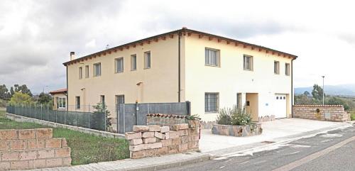 Suni Bed & Breakfast | B&B S'Ena