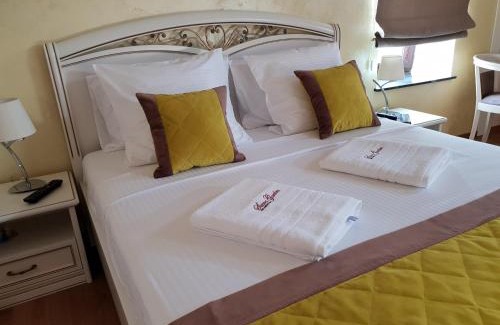 's-Gravenvoeren Bed & Breakfast | B&B Secret Garden Adults only