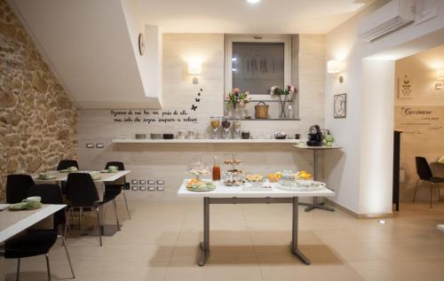Caltagirone Bed & Breakfast | B&B Trio D'Archi - La Pilozza Infiorata