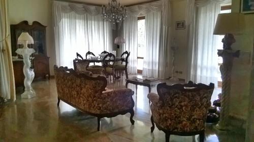 Cavaion Veronese Bed & Breakfast | B&B Villa Adriano