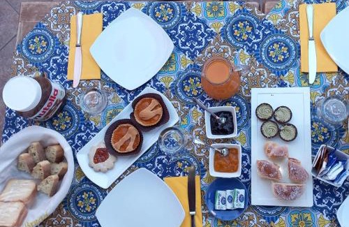 Castelbuono Bed & Breakfast | B&B Villa Letizia Inn