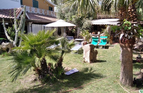 Pittulongu Bed & Breakfast | B&B Villa Sa Pischina
