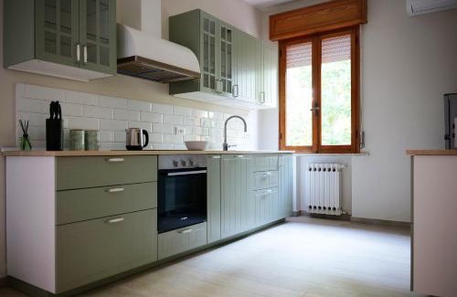 Sassuolo House | B&B Villa Sassuolo by EUROMODENA
