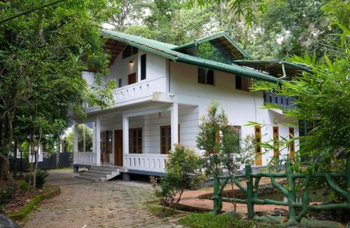 Meppadi Hotel | B'camp Resorts & Homestays