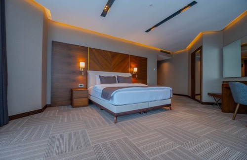 Kucukcekmece Hotel | B'İstanbul Hotel
