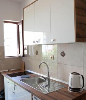Orahovac Apartment | B & M Apartments