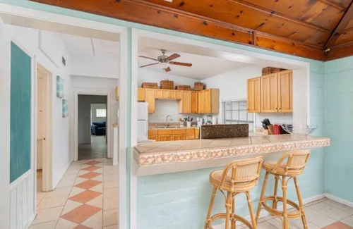 Los Fresnos House | B Relaxing waterfront 3bdrm 2bath countryside home!