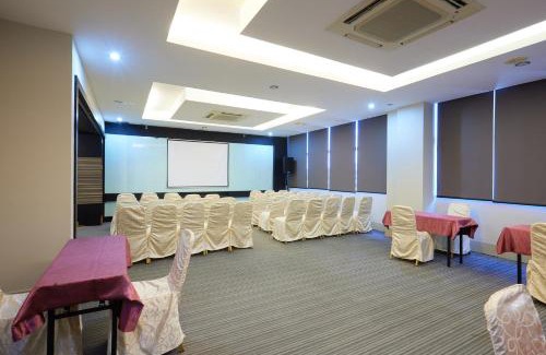 Pegawai Hotel | B&S Boutique Hotel