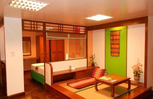 Thung Maha Mek Hotel | B.S. Court Hotel Sathorn