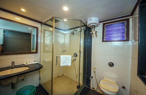 Bistupur Hotel | B.S.Park Plaza
