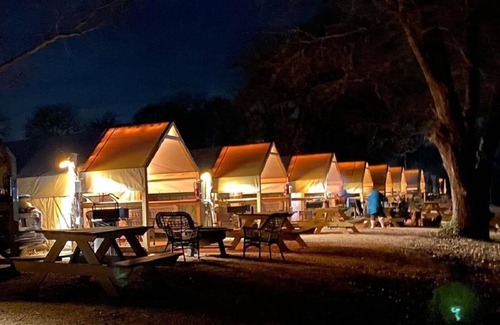 Sutherland Springs House | #B Son's Rio Cibolo - Glamping Cabin