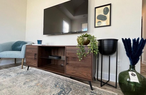 Gas City House | B St Bungalow