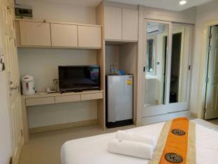 Don Muang Hotel | B-your home Hotel Don Mueang Airport Bangkok 如你家酒店