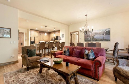 Avon Apartment | B107 Beaver Creek Landing condo
