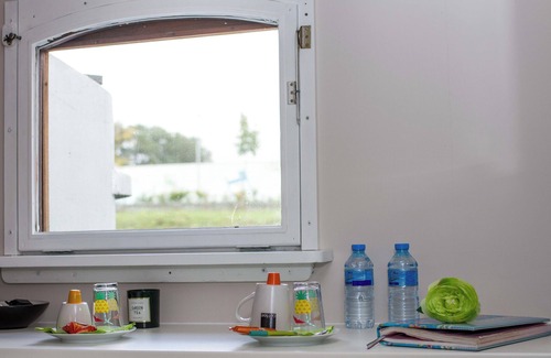 Rooigem Boat Rental | B3 Houseboat in the centre of Ghent, Sailor room