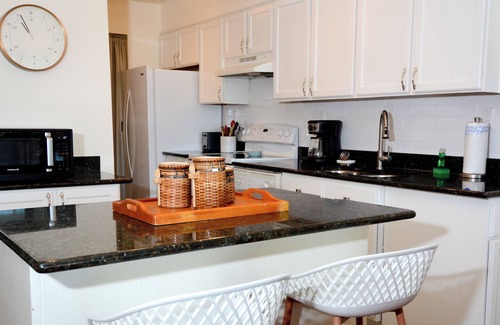 Key Largo Condo | B405 Moon Bay | 3 Bed, 1.5 Bath