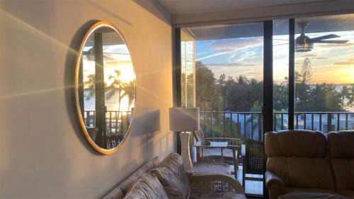 Key Largo Apartment | B405 Moon Bay
