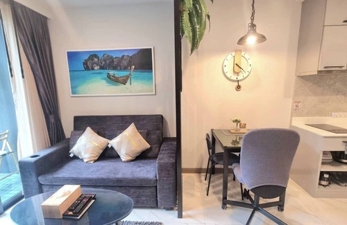 Ao Nang Apartment | B406 - Pool View One Bedroom to Ao Nang Beach