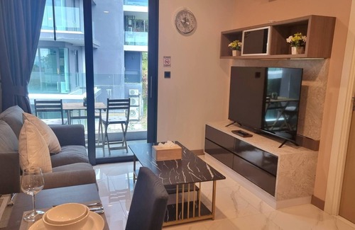 Ao Nang Apartment | B505-Top Floor Pool View 1 BR At Ao Nang Beach