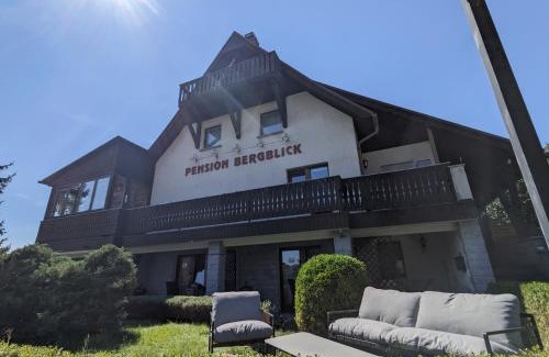 Lichtenhain Apartment | B6 - Urlaubsmagie - Inmitten der Sächsischen Schweiz mit Balkon mit Ausblick auf die Sandsteine
