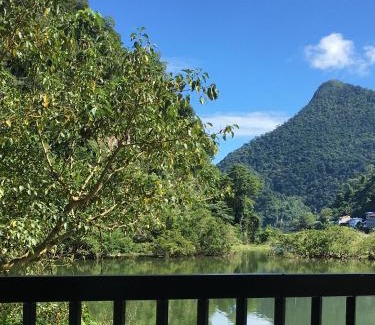 Nam Mau Resort | Ba Be Lakeside Bungalow