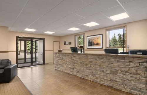 Red Deer Hotel | BA Hotel