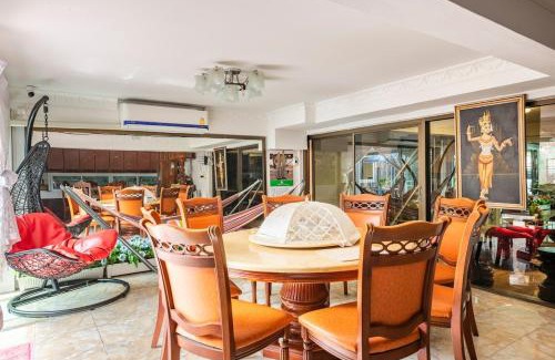 Talat Khwan Apartment | Baan Alisa 12